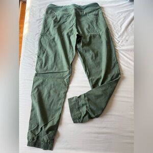Patagonia women’s rock pants